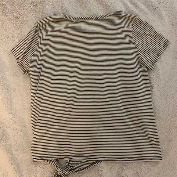 Striped top - Picture 2 of 2